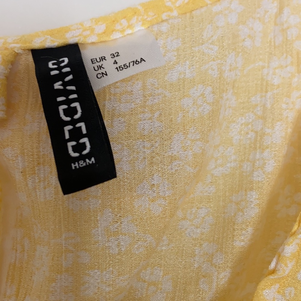 H&M crop top - Picture 3 of 5